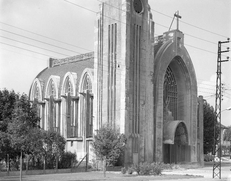 Eglise paroissiale Saint-Laurent