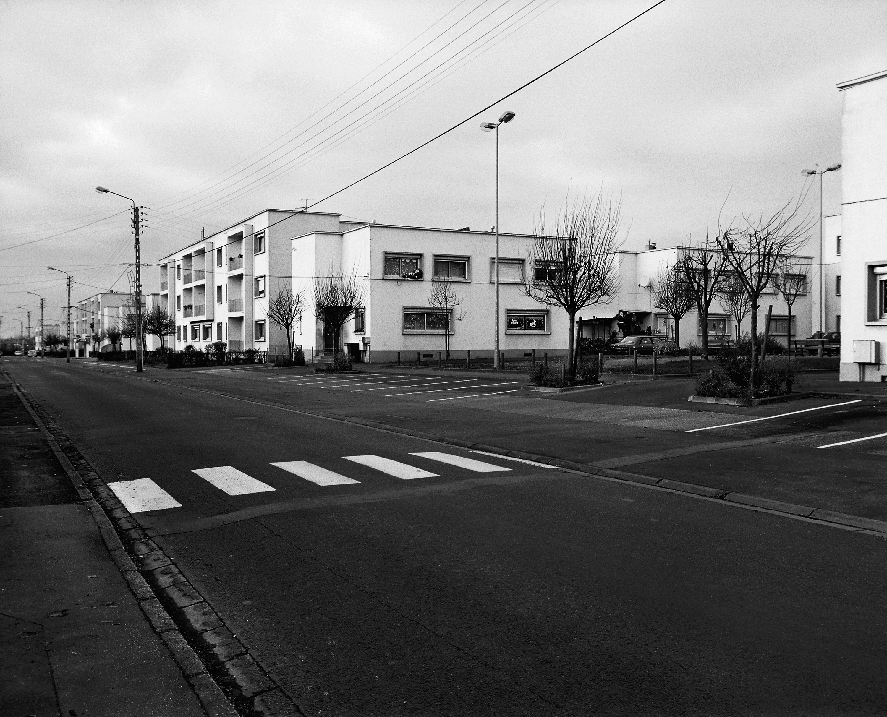 Vue générale de cité des Fleurs à Boussois, construite par l'architecte André Lurçat (1894-1970). 