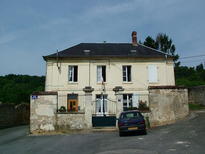 Mairie et ancienne école primaire de Jumigny