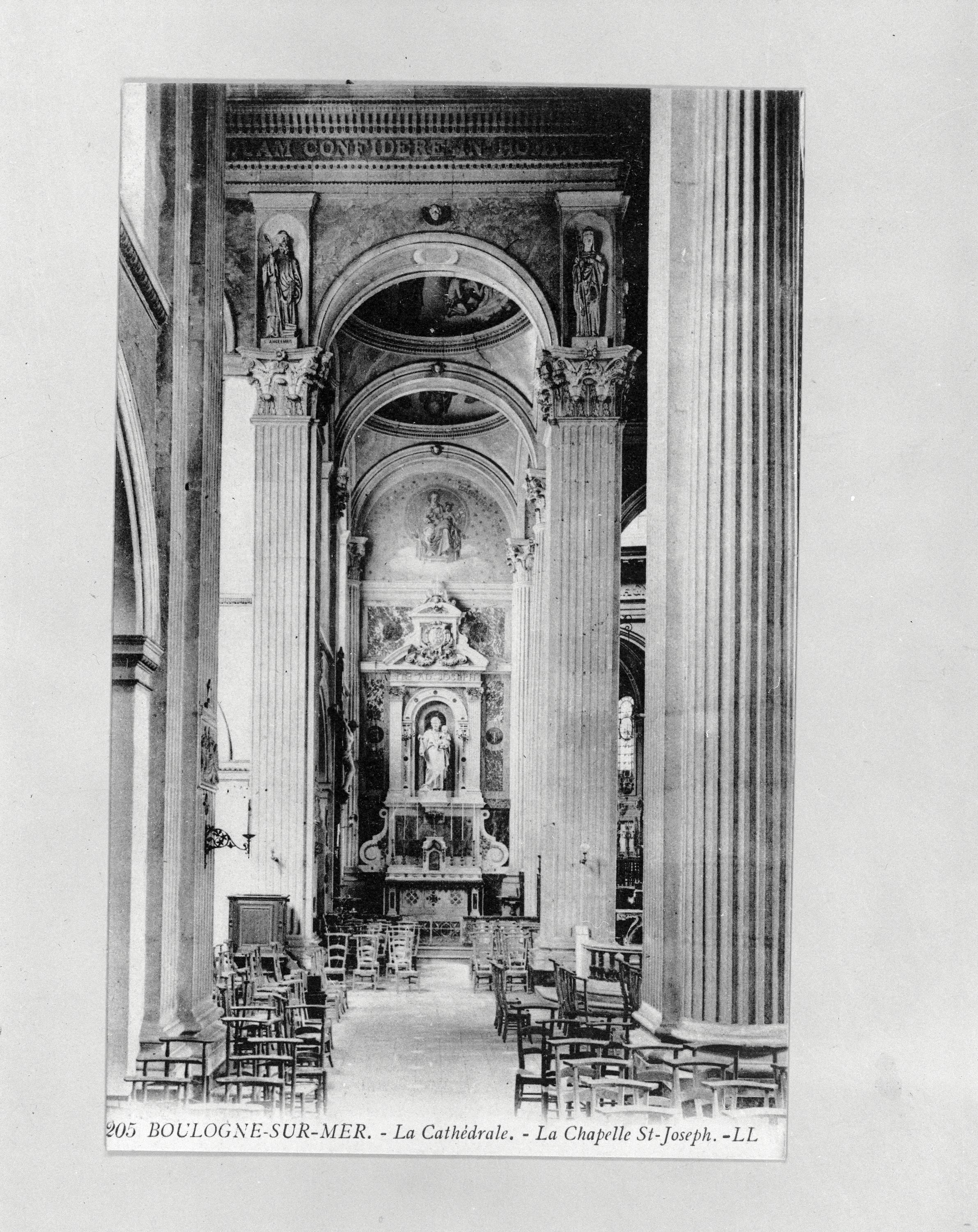 Peinture murale (décor intérieur) : scènes bibliques, scènes de la vie des saints, figures (détruit)
