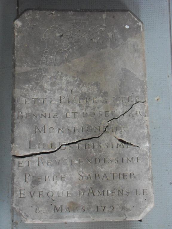 Le mobilier de la chapelle du Saint-Esprit de l'ancien asile d'aliénés de la Somme, actuel hôpital Philippe-Pinel