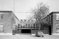 Usine de matériel électrique industriel et de construction électrique Paul Pouchain, puis Société des Anciens établissements Paul Pouchain Applications Générales de l’Électricité (AEP), puis Pouchain SA