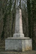 Monument aux morts du bois de Beau marais à Craonne