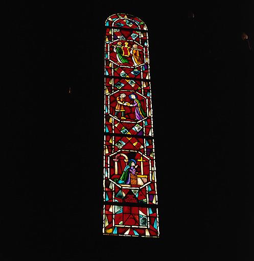 Cinq verrières dites du Saint Sang