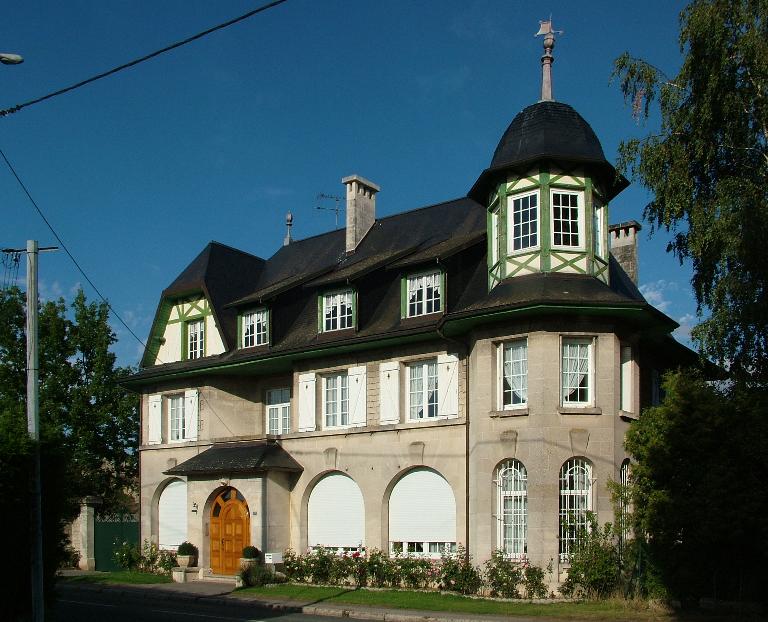 Ancien hôtel de voyageurs