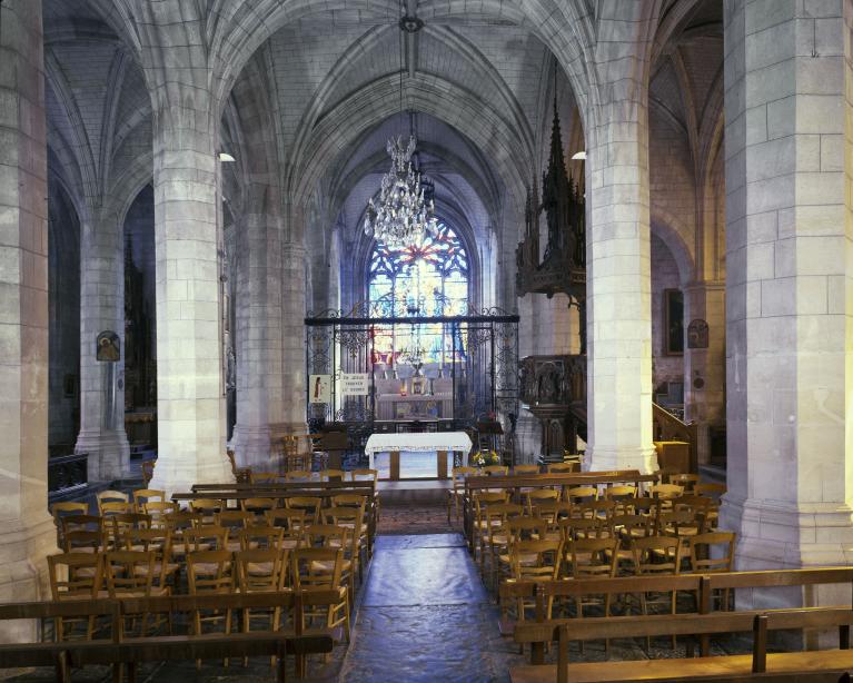 Eglise paroissiale Saint-Pierre et Saint-Paul