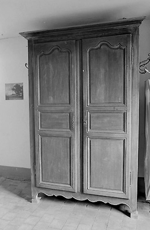 Armoire de sacristie