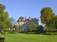 Ancienne demeure Tronnet, puis Devisme de Flacourt, dite "château de Grand-Laviers", aujourd'hui Institut médico-éducatif