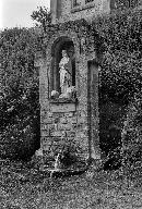 Fontaine, actuellement fontaine de dévotion