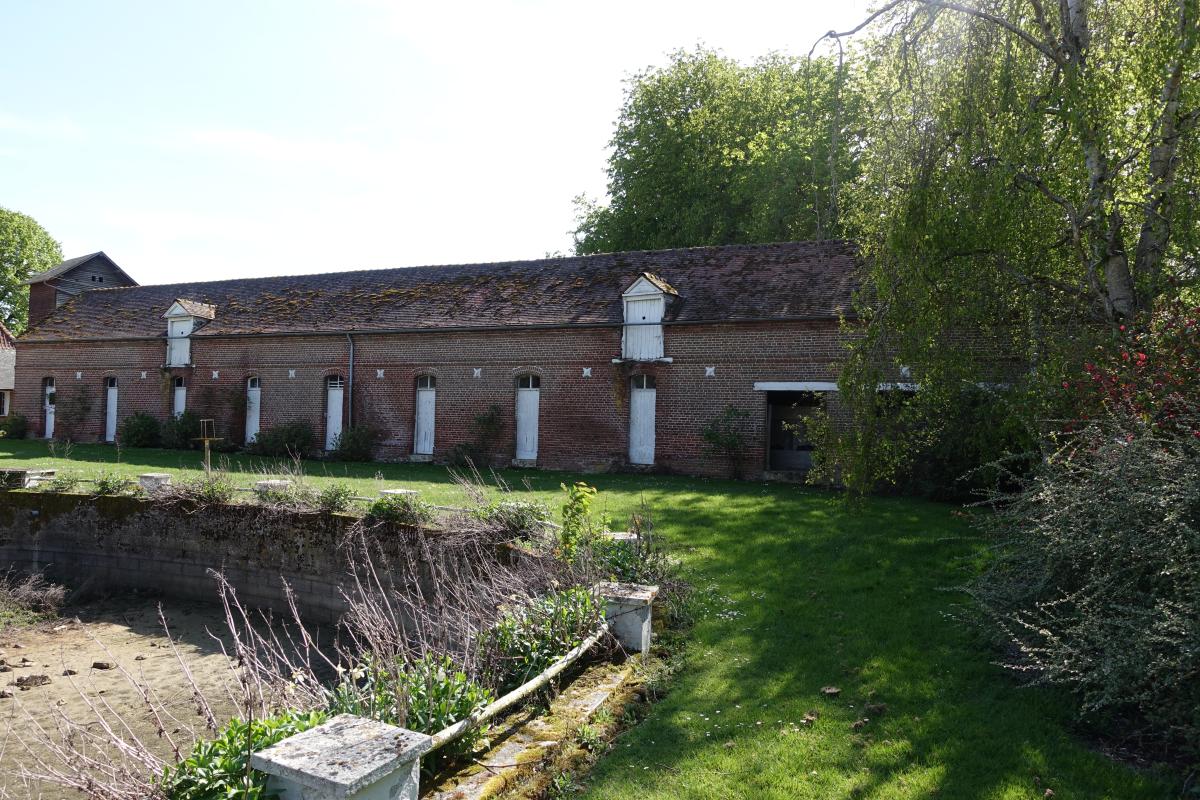 Ancienne grange cistercienne de Grandmesnil puis fermes