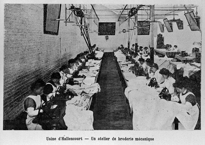 Ancien tissage de linge de table Deneux Frères, devenu Fonderies et Ateliers du Vimeu (FAVI), puis usine d'ouvrages en matière plastique Vimplast