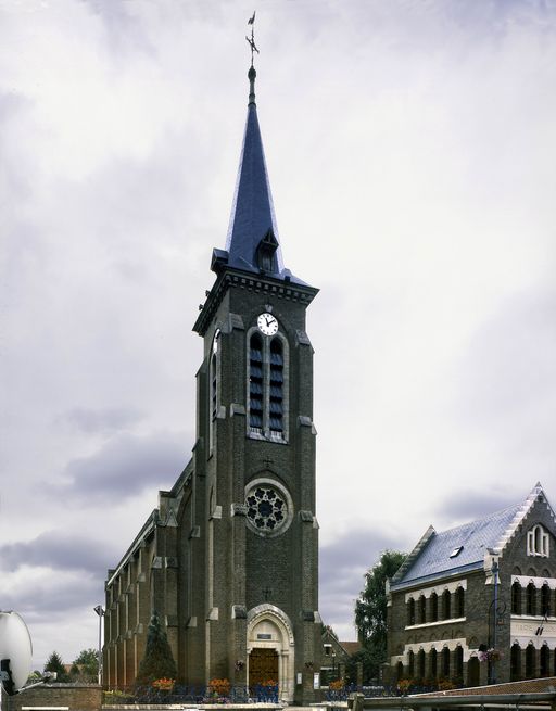 Église paroissiale et cimetière (étudié) Saint-Riquier de Dreuil-lès-Amiens