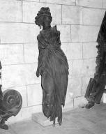 Statue : ange trompettiste
